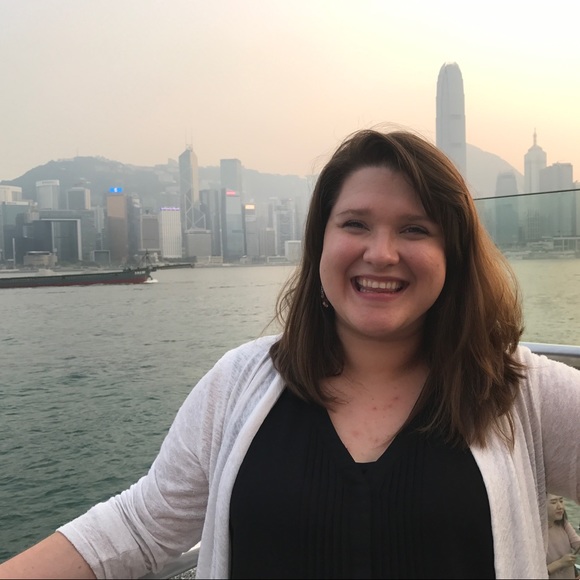 Meet your Posher, Carolyn - Picture 4 of 7